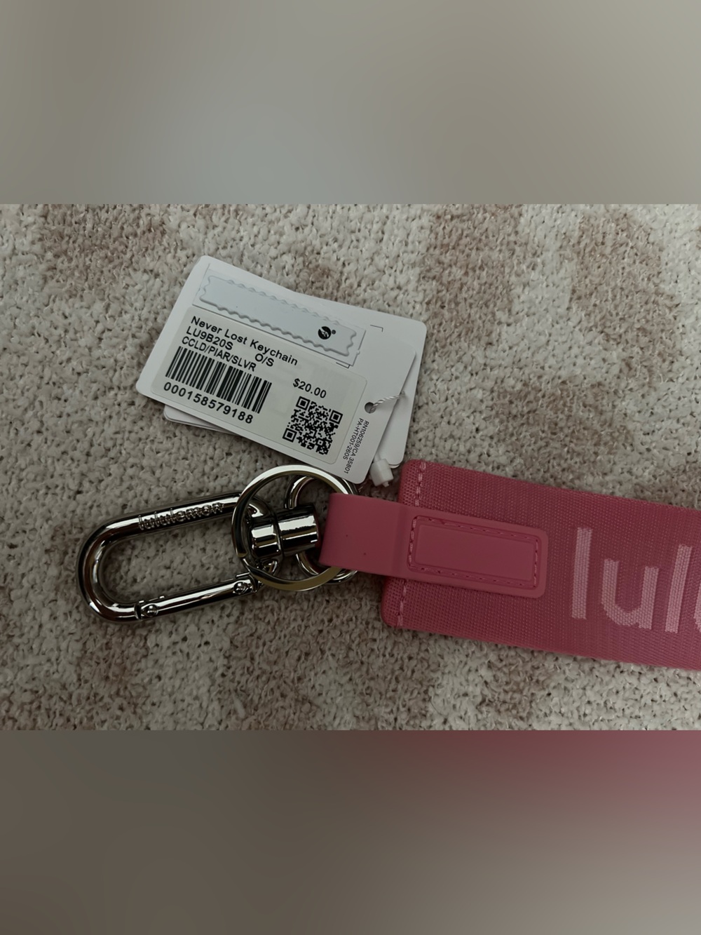 Lululemon Never Lost Keychain - Picture 2 of 2